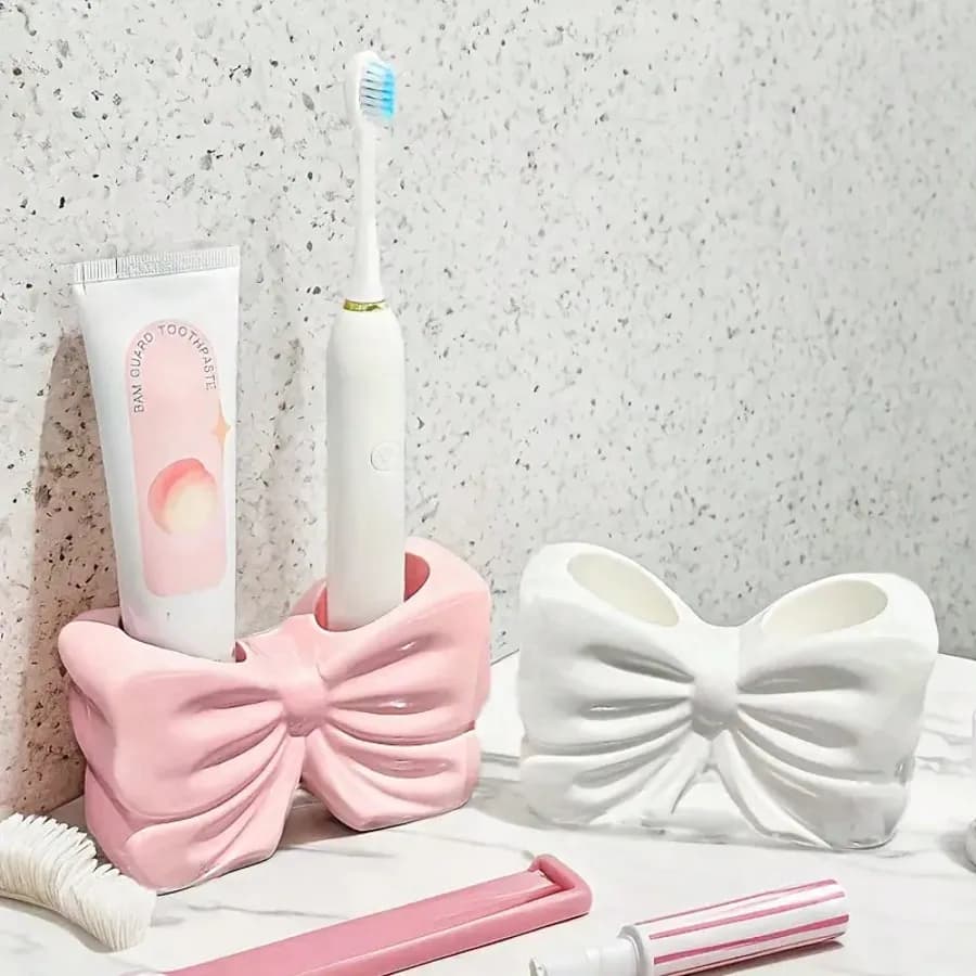 Porta spazzolino in ceramica con fiocco affascinante: organizer da bagno portatile senza foratura, adatto per spazzolino e dentifricio