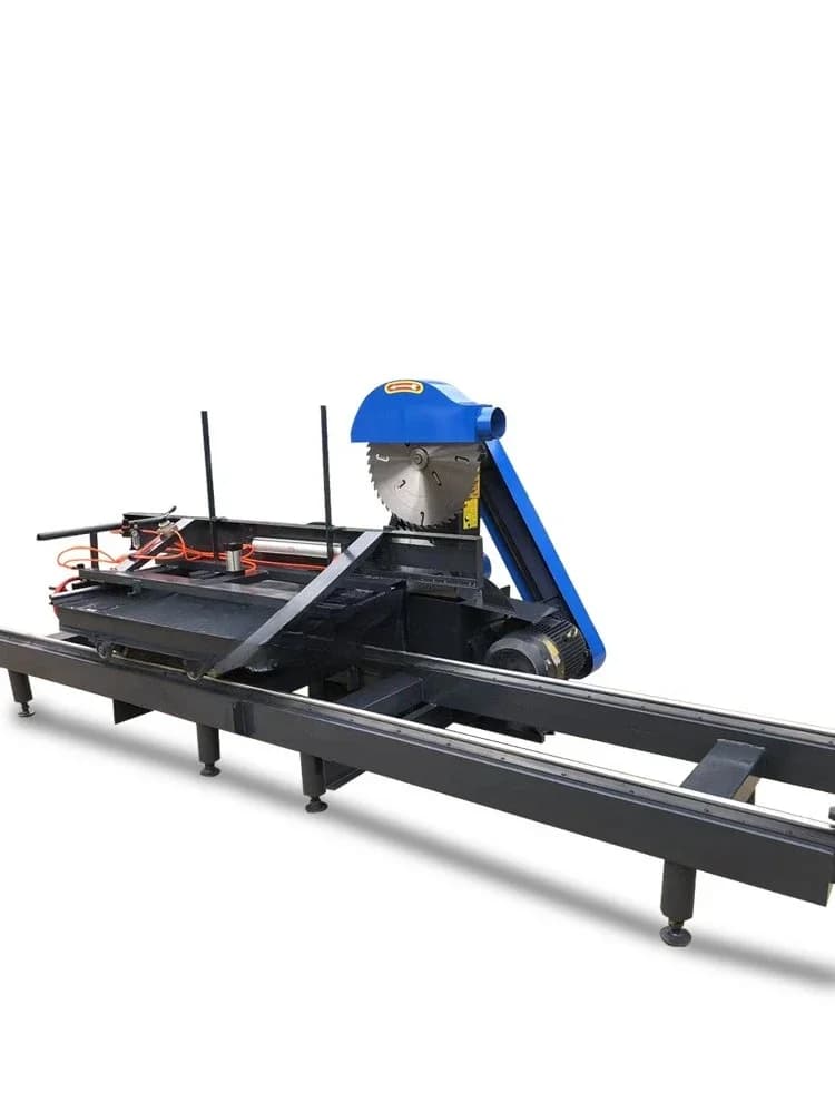 Sega da banco automatica per legno, per taglio di tronchi e legname, con sistema di spinta automatico