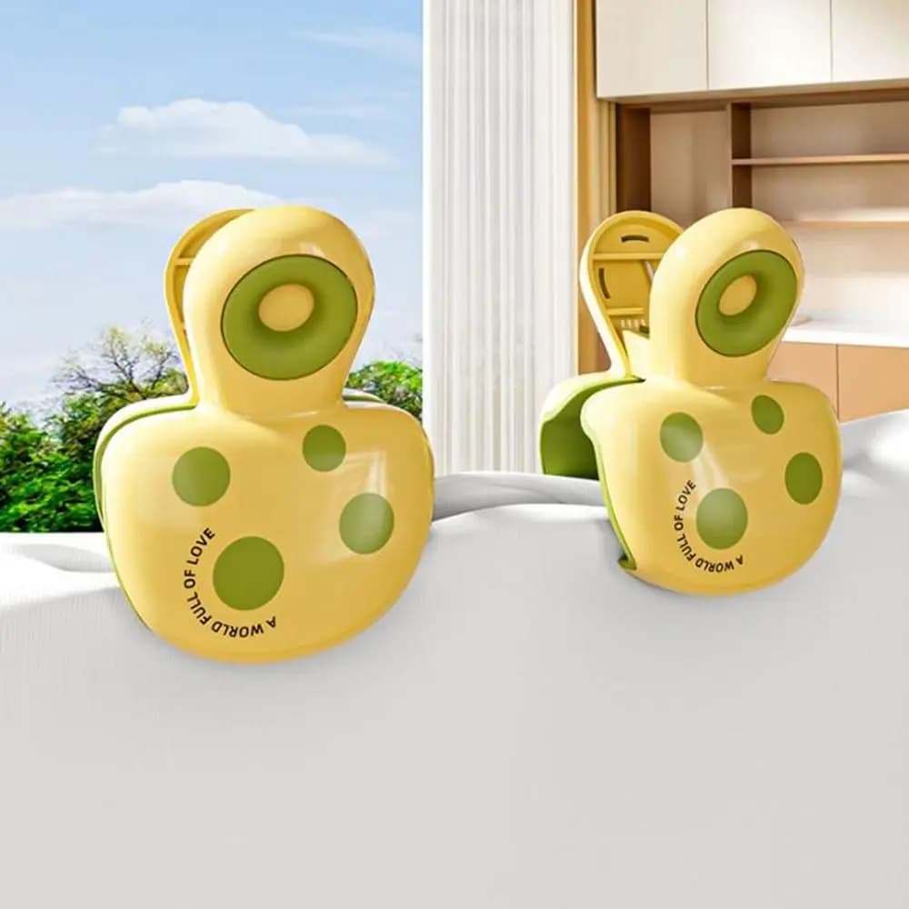 2 Pieces Portable Plastic Windproof Clothespins Traceless Cartoon Clothes Drying Clip Anti-slip Bed Sheet Fixing Clips Balcony