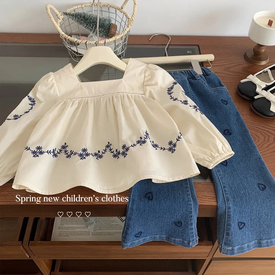 Set Primaverile e Autunnale per Bambini e Bambine, Camicia in Cotone con Ricami e Maniche Lunghe Arricciate + Jeans, Completo Scolastico 2 Pezzi per Bambini 1-10 Anni