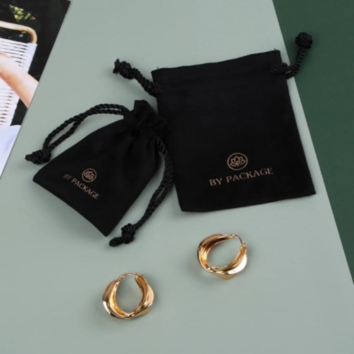 50 pezzi borsa portaoggetti per tarocchi in velluto nero mini pacchetto con coulisse strega divinazione borsa in cristallo porta dadi gioco da tavolo oro
