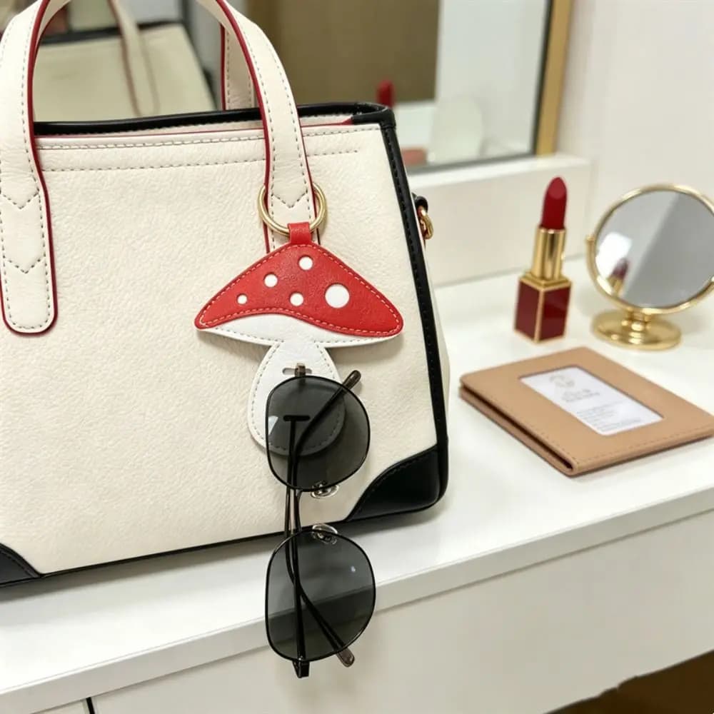 Trendy Hanger Mushroom Shaped Keychain DIY Multi Functional Pu Leather Pendant Korean Creative Sunglasses Bag Car Keyring