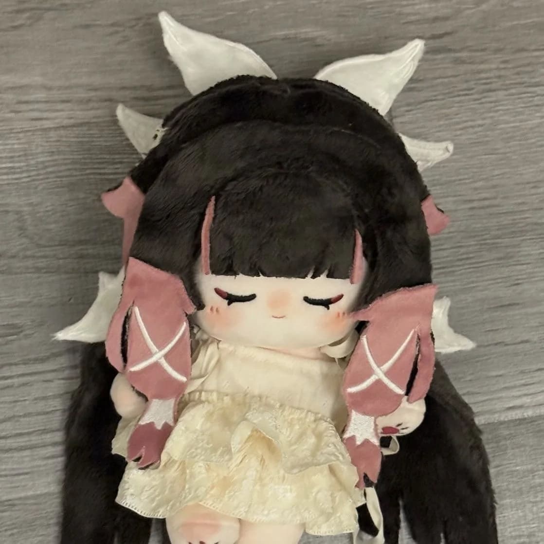 Nuovo debutto Genshin Impact ragazza cosplay attributo 20 cm Gorenbiya bambola di cotone periferica anime homo regali