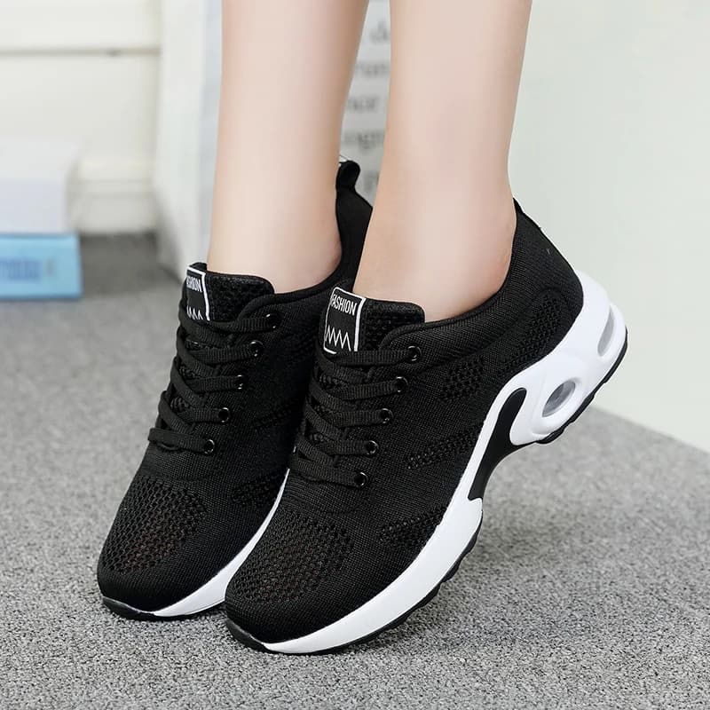 Comfortable summer shoes woman shoes vulcanized sneaker casual breathable casual shoes with soft sole in travel net light