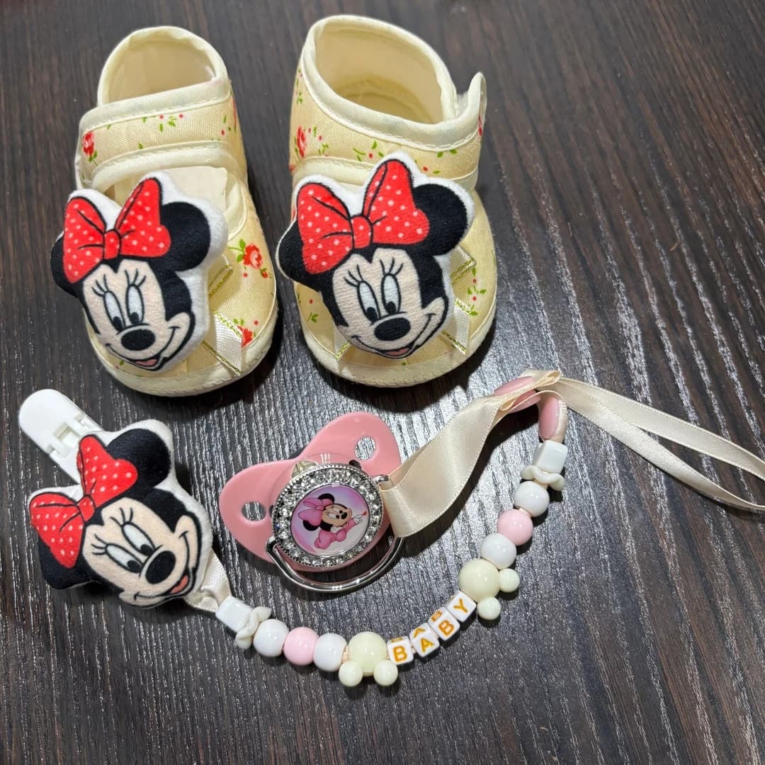 Ciuccio kawaii per neonati, portaciuccio e scarpine per neonati con stampa a cartoni animati, idea regalo per l'alimentazione del bambino, design unico, regalo perfetto