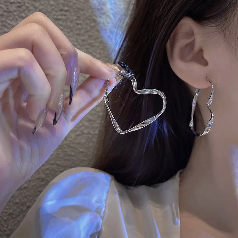 Fashion Style Punk Jewelry Heart Earrings for Friendship Gifts for Girls Cool