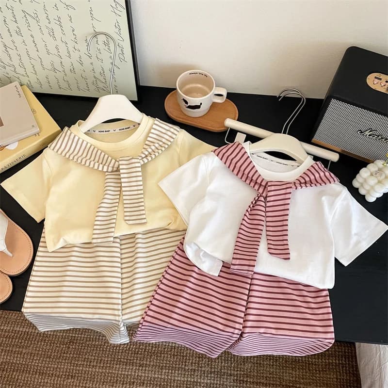 Vestito da ragazza T-shirt estiva a maniche corte con scialli a righe + pantaloni 2 pezzi Abiti per bambini Abbigliamento casual Set di moda per bambini 1-12 anni