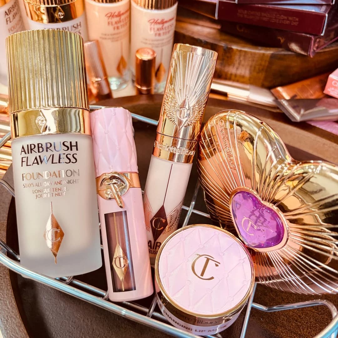 CT Lip Gloss High Shine Plumping&Cheek to Chic Blush Silky Radiant Buildable&Airbrush Concealer Full Coverage Creaseless 24H