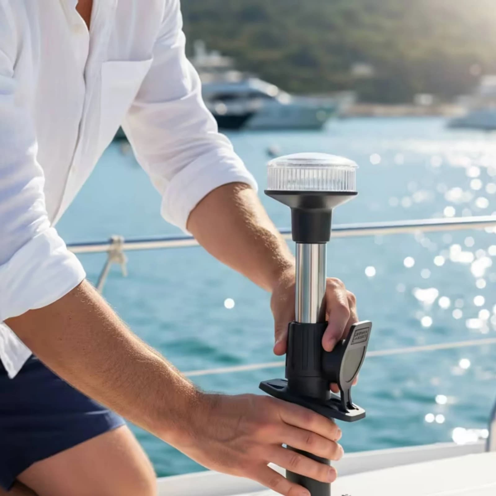 Fixed Mount Yacht Navigation Light Foldable Anchor Lamp Marine-grade Inox for Freshwater Boat Night Visibility