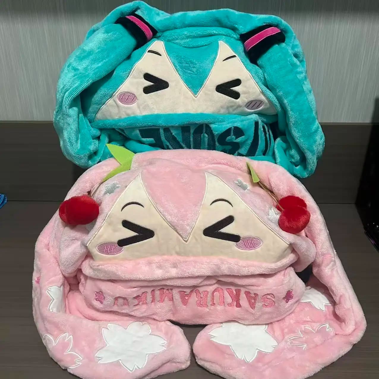 Cuscino da abbraccio originale di Hatsune Miku, modello Kawaii, coperta per aria condizionata, giocattoli, bambole, accessori per cosplay, regali