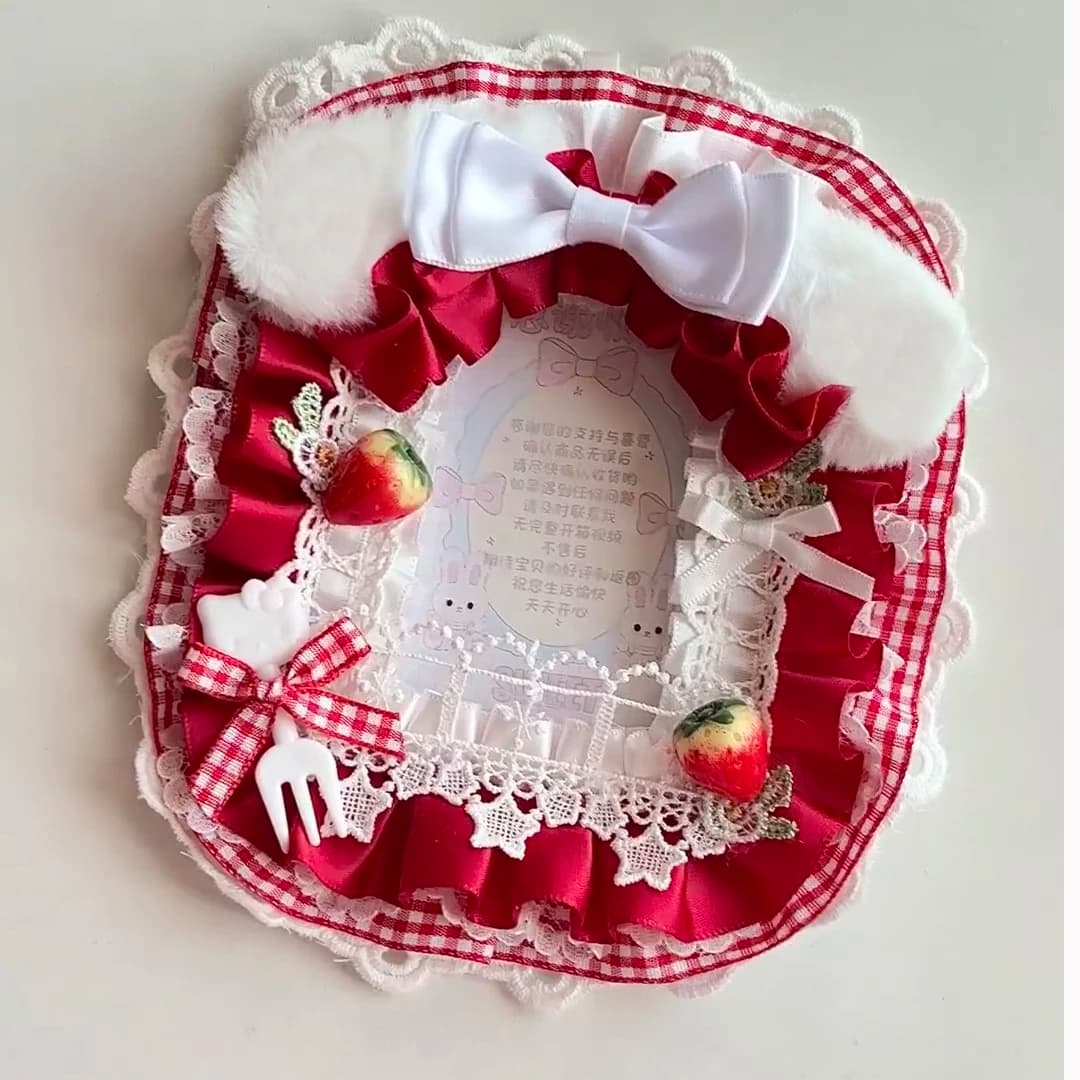 Kpop photo stand with strawberry style card protection with keychain Ita Bag Ornament Decor 3 inch card display