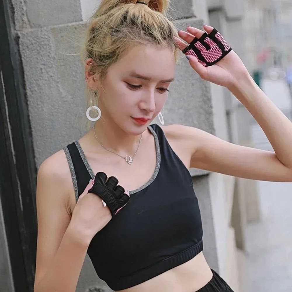 1 pair Breathable Gym Half Finger Gloves Anti-lost Contrast Color Cycling Gloves Anti-slip Silicone Fitness Gloves Bodybuilding