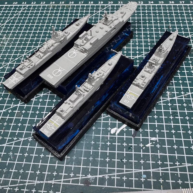 1PCS 3D Printed Warship Model Type 055 052DL Destroyer Military Display Ornament w Epoxy Resin Base for Collection Desktop Decor