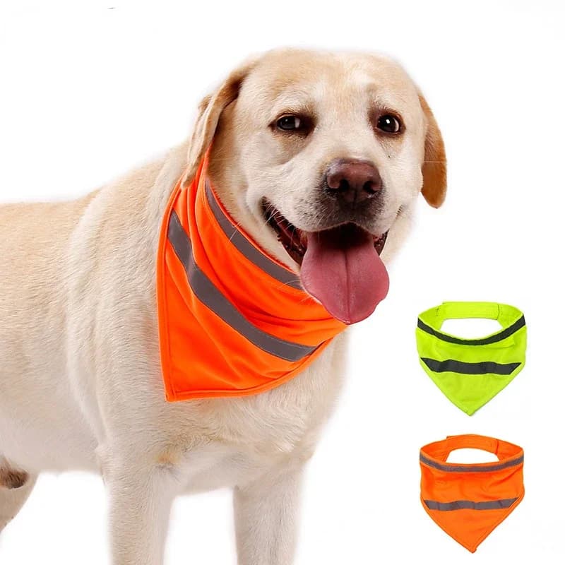Bandane riflettenti per cani Sciarpa triangolare per asciugamani per animali domestici Bavaglino in poliestere dai colori vivaci