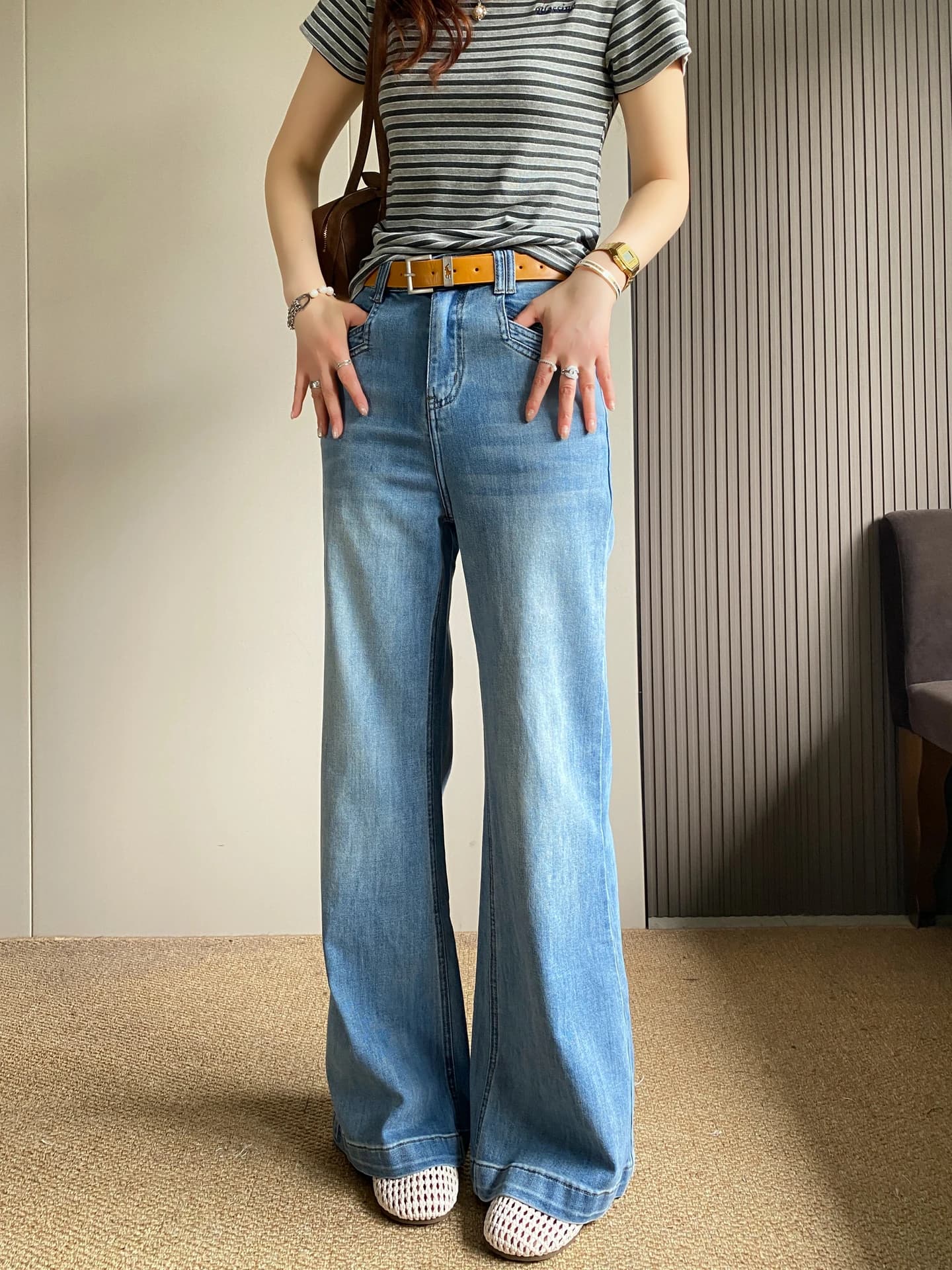 High Waist Slimming Stretchy Micro Flared Denim Jeans Women's Spring 2026 New Style Bootcut Pants Casual Soft Washed Denim