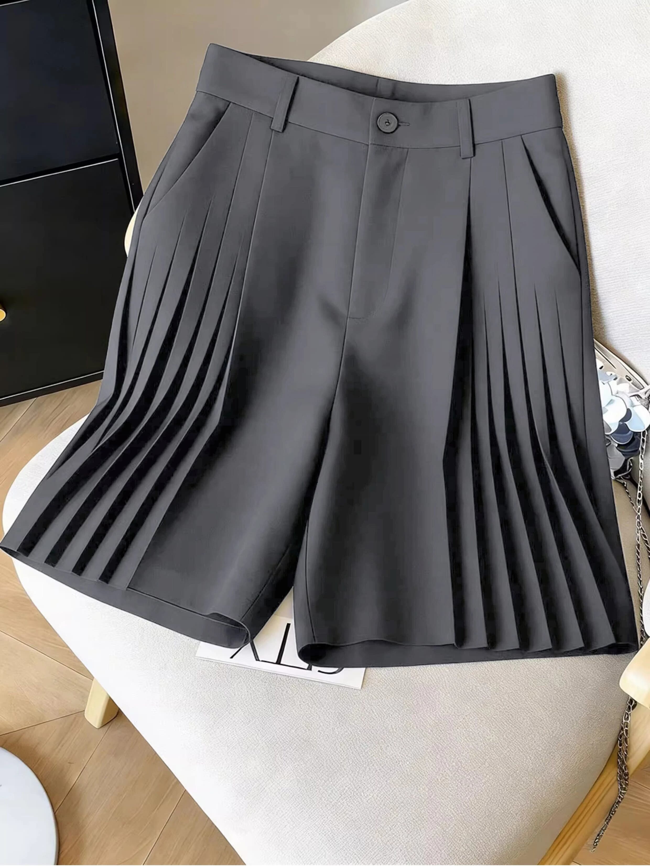 American Retro Grey Pleated Suit Shorts Women's High Waist Wide Leg Pants Summer Slimming Casual Trousers High Waist