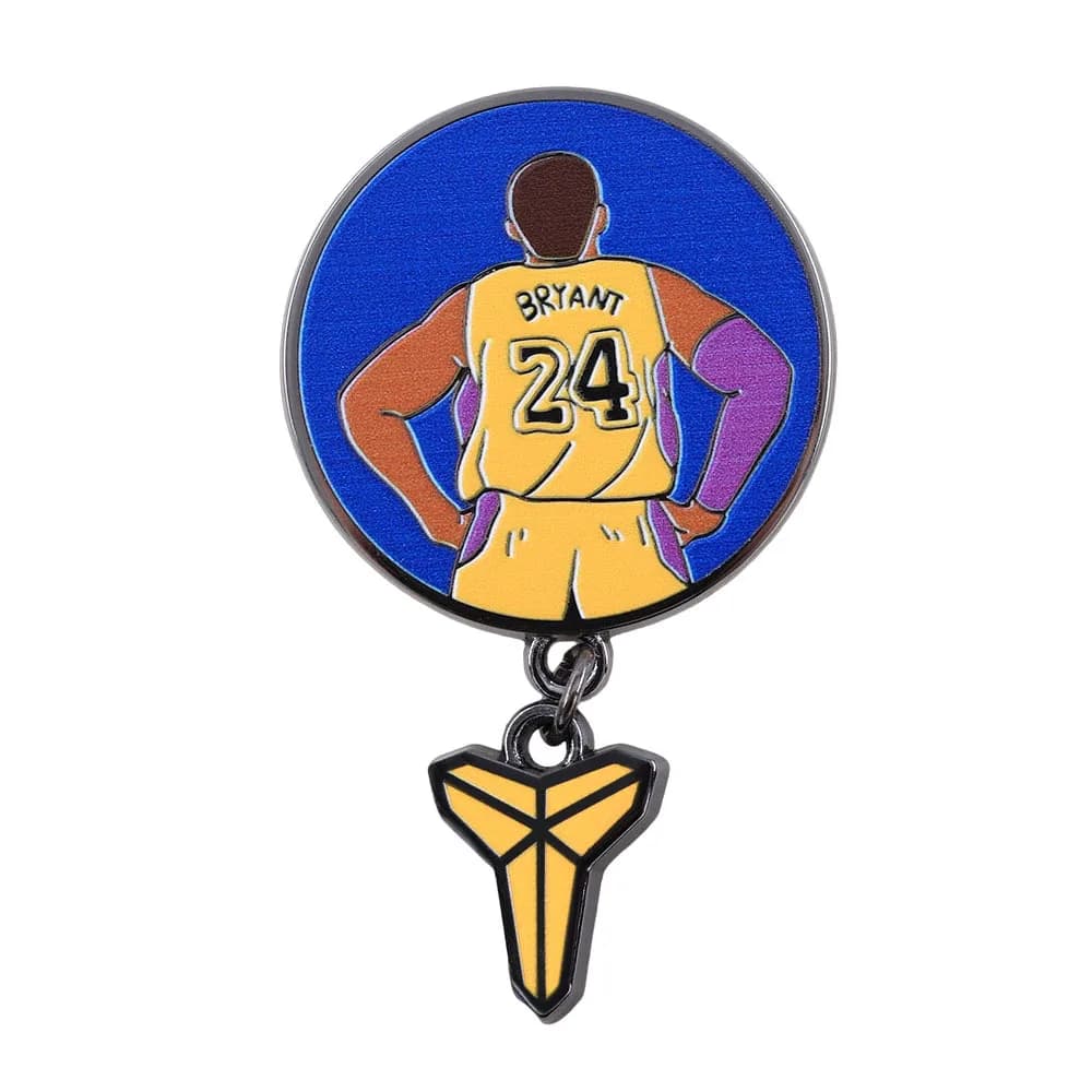 Spilla da Collezione per Tifosi, Stemma Commemorativo Sportivo, Accessorio per Outfit a Tema Basket, 1 Pezzo, Viola e Oro