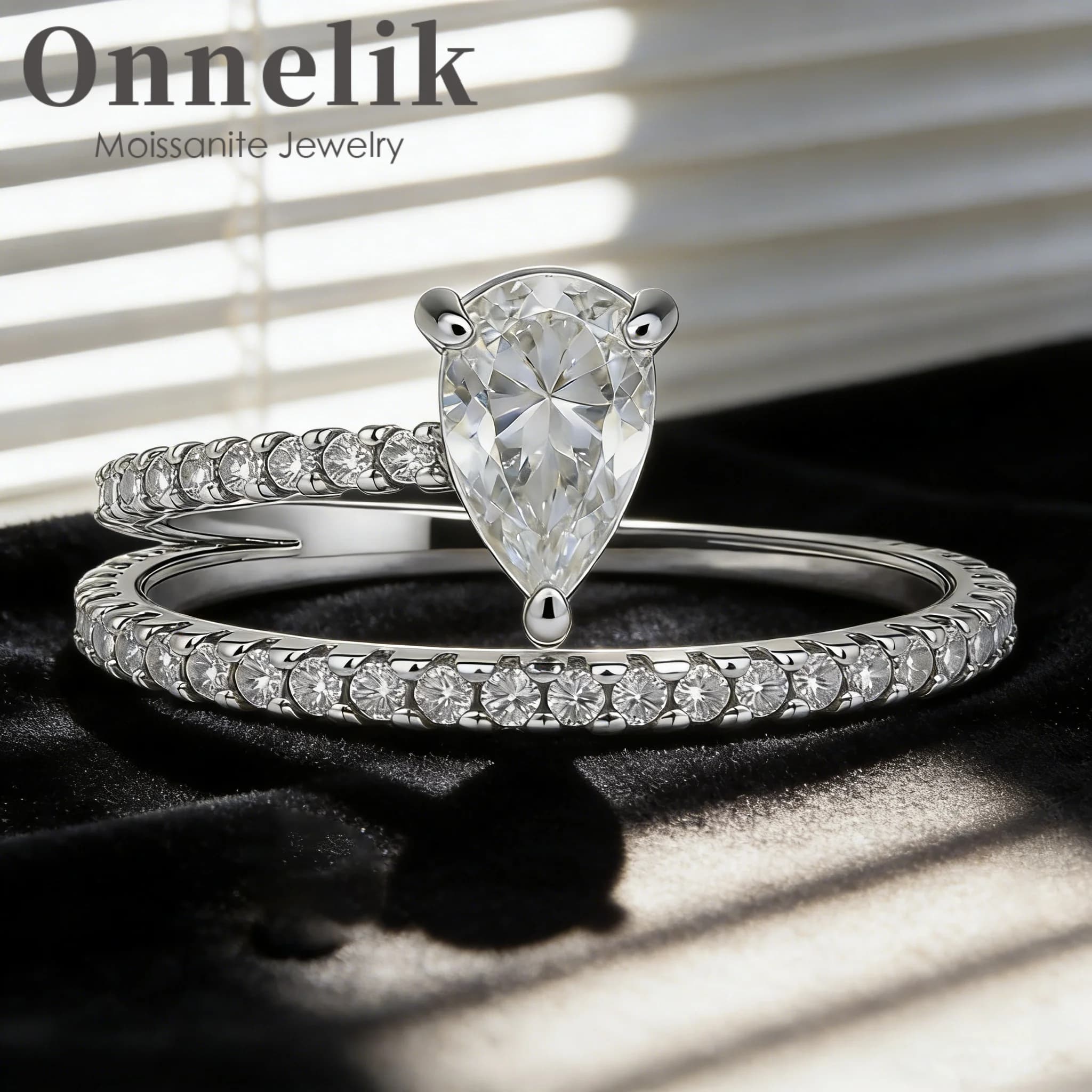 Anello Onnelik in Argento Sterling S925 con Moissanite a Goccia per Donne, Gioiello Minimalista Unico di Lusso Leggero Impilabile
