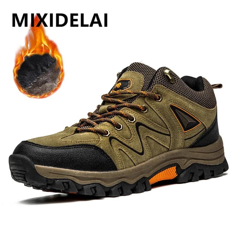 Nuovi stivaletti da uomo invernali scarpe stivali da neve da esterno impermeabili caldo peluche scarpe da ginnastica casual da uomo stivali da trekking moda antiscivolo