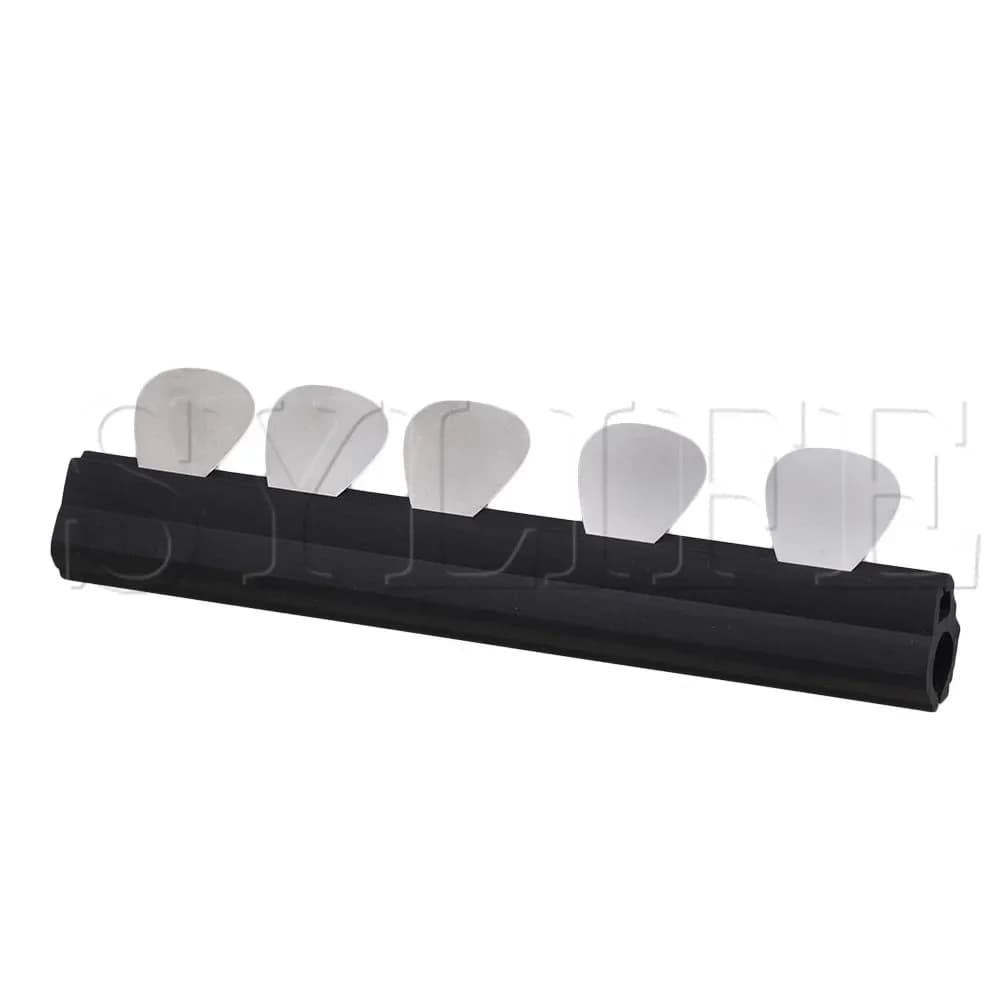 ‌ Supporto per plettro con morsetto per supporto per microfono in plastica con 5 plettri per chitarra in argento - Kit di accessori compatti ‌