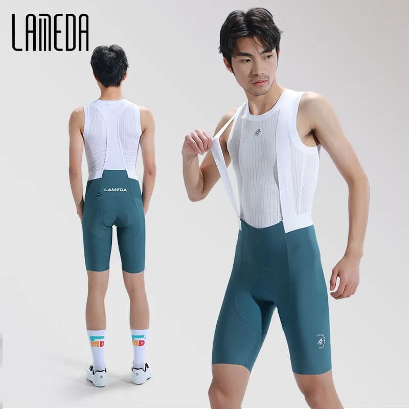 Laveda pantaloncini da ciclismo da uomo protezione solare collant da bici da strada pantaloncini da bicicletta pantaloni imbottitura con tasche abbigliamento da ciclismo MTB