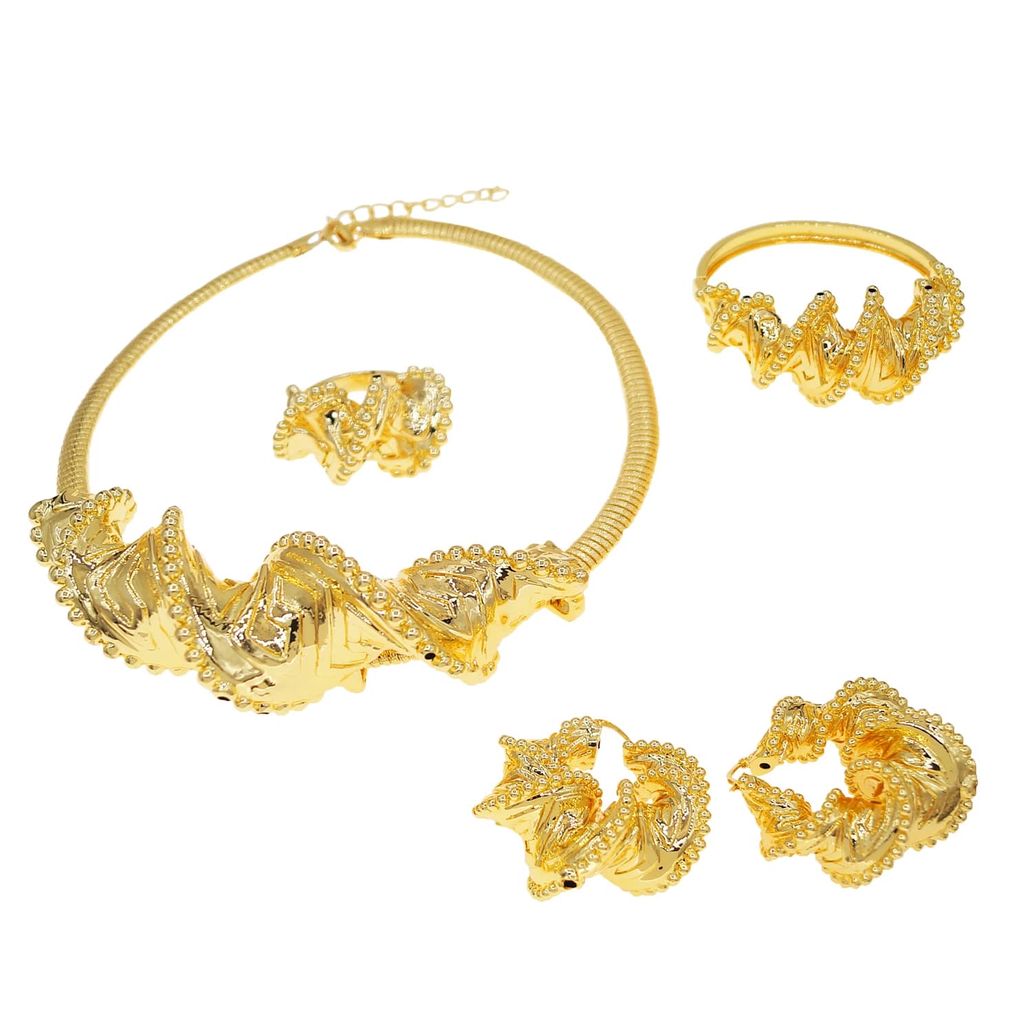 Nuovo set di quattro pezzi di gioielli cavi nigeriani, collana e orecchini da donna personalizzati e alla moda per banchetti di fidanzamento di Dubai