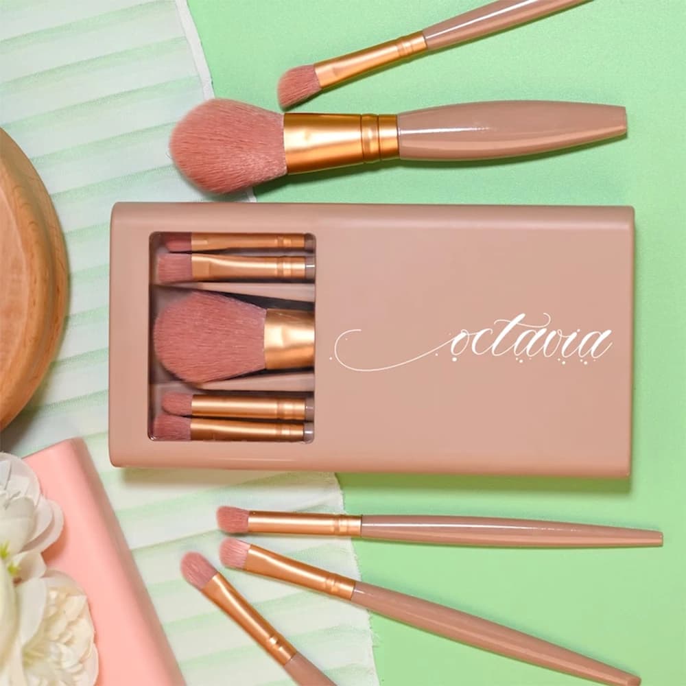 Personalised Travel Makeup Brush Set Bridesmaids and Maid of Honor Gifts Wedding Decoration Bridal Shower Favors Party Decor