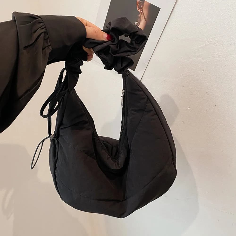 Borsa a tracolla pieghettata in nylon alla moda Borsa a tracolla portatile con coulisse Borsa sotto le ascelle da esterno