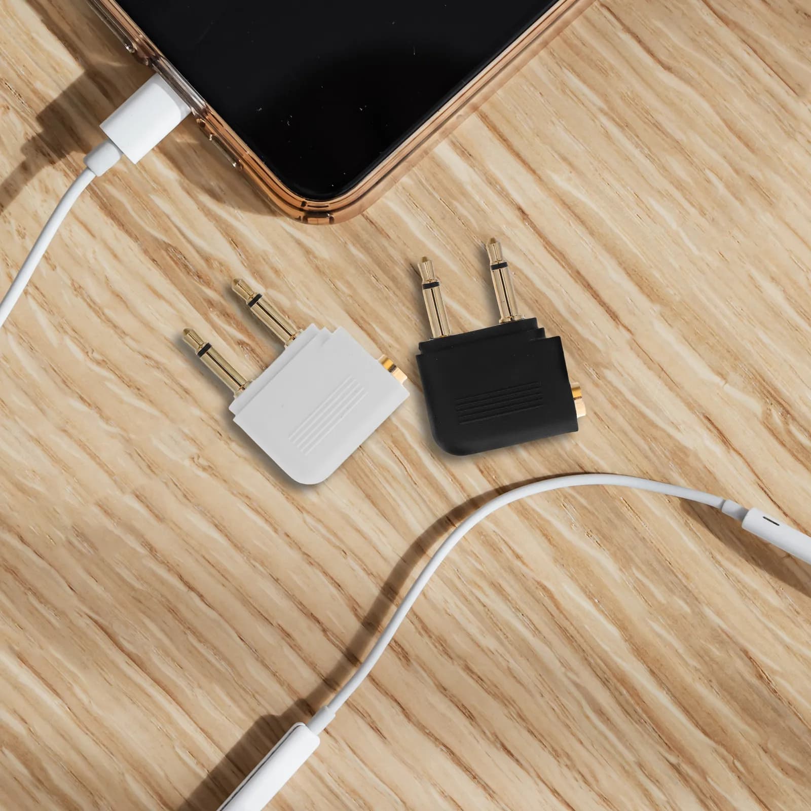 Adattatore audio per aereo da 4 pezzi, doppio jack da 3,5 mm, convertitore per cuffie placcato oro, ricambio per cuffie da viaggio aereo
