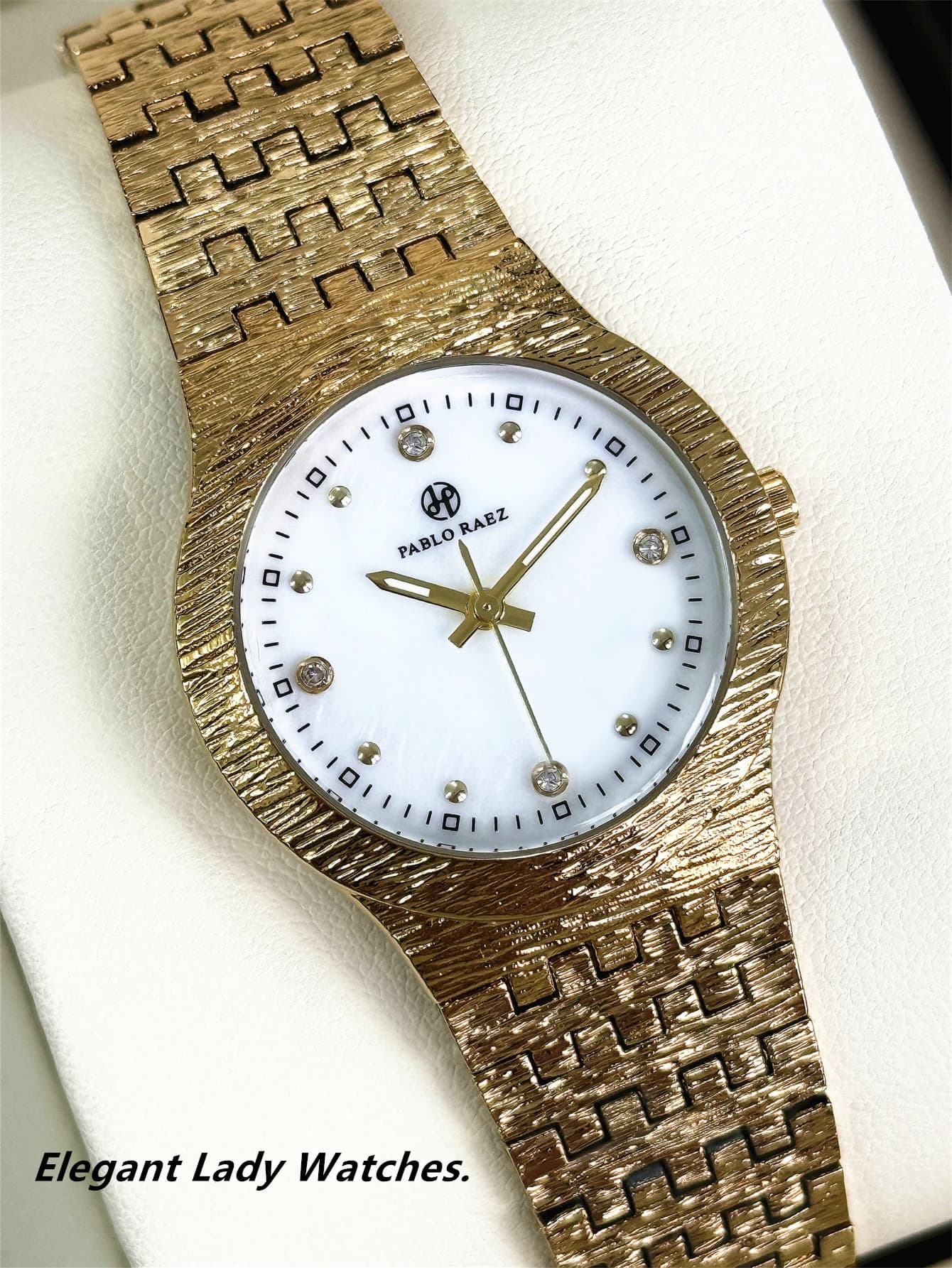 Nuovo orologio da donna con bracciale in oro, elegante e alla moda, impermeabile, orologio al quarzo con catena per signore.
