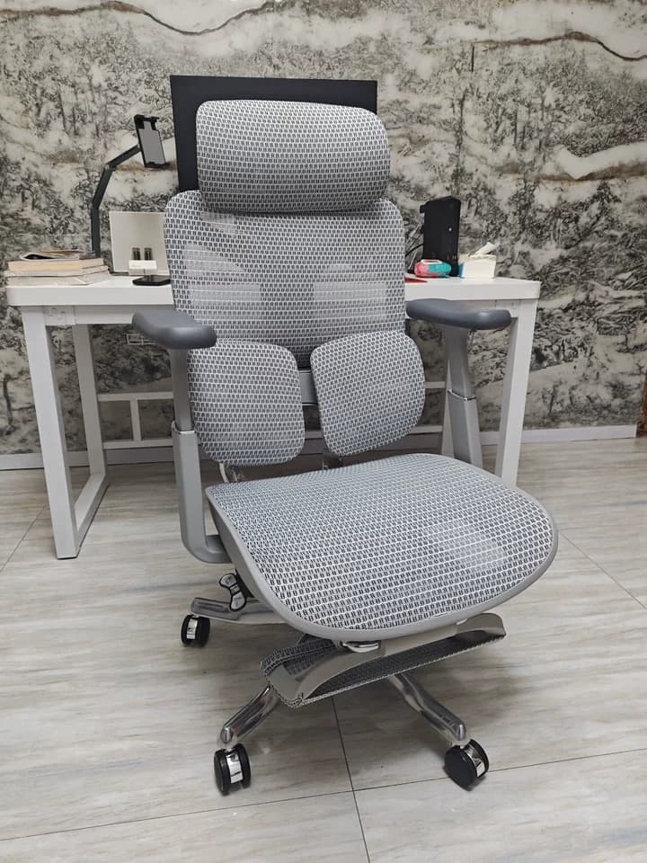 Sedia da gioco ergonomica Comoda sedia da ufficio per ore lunghe Sedia da computer