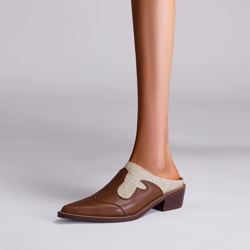 Pantofole da donna grandi in pelle incollata con mucca a punta nuova di Kaky, mezze pantofole avvolte, scarpe Mueller, scarpe alla moda