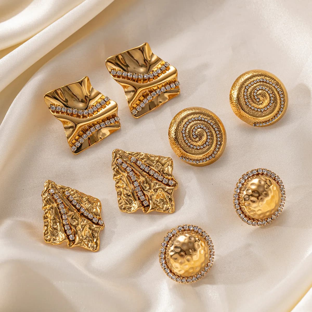 Orecchini di Lusso Placcati Oro con Onde Irregolari e Zirconi Incastonati - Set di Orecchini Ipoallergenici, Antiossidanti e Impermeabili per Donna