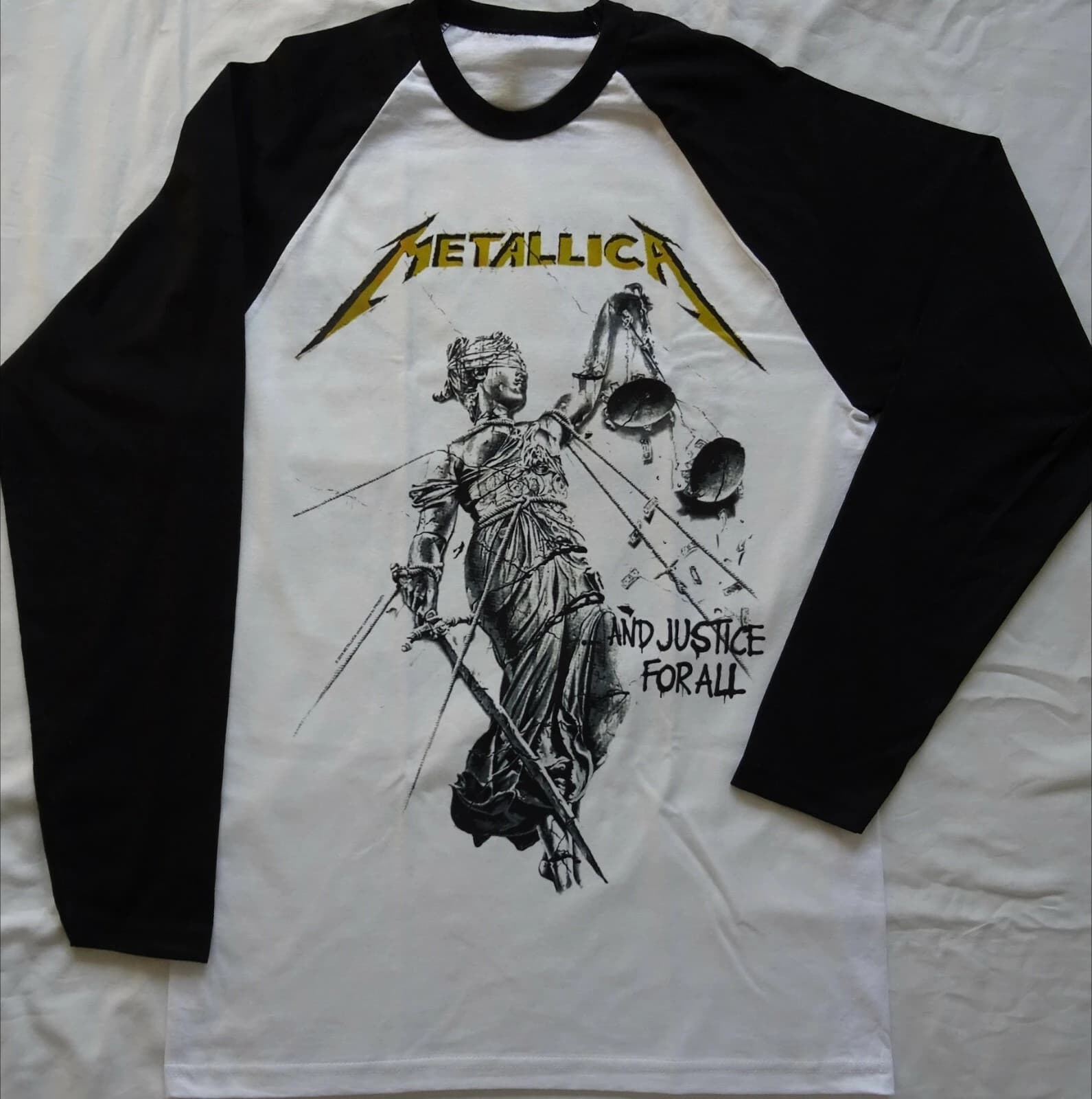 New Metallica pop band unisex T-shirt a maniche lunghe camicia alla moda street Harajuku modello stampato 3D Y2K top abbigliamento da uomo