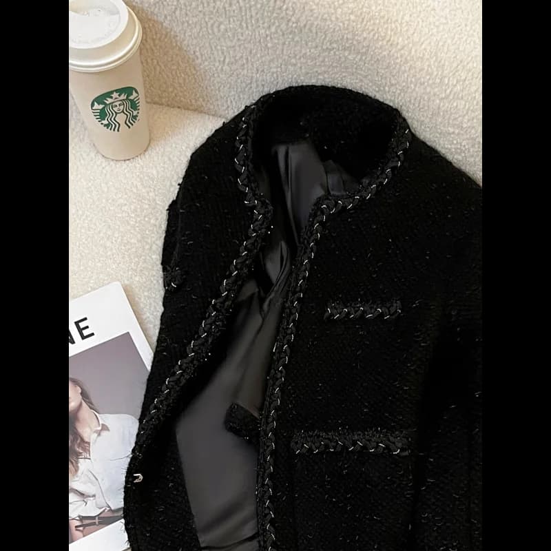 Cappotto corto nero stile francese da donna Autunno Inverno girocollo manica lunga Cappotto da donna da ufficio semplice ed elegante in tweed