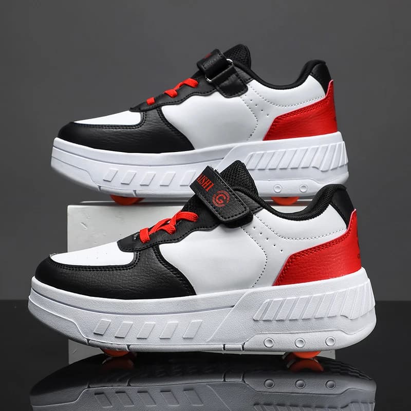 I nuovi pattini a rotelle per gli sport all'aria aperta sono un ottimo regalo per i bambini per uscire e giocano