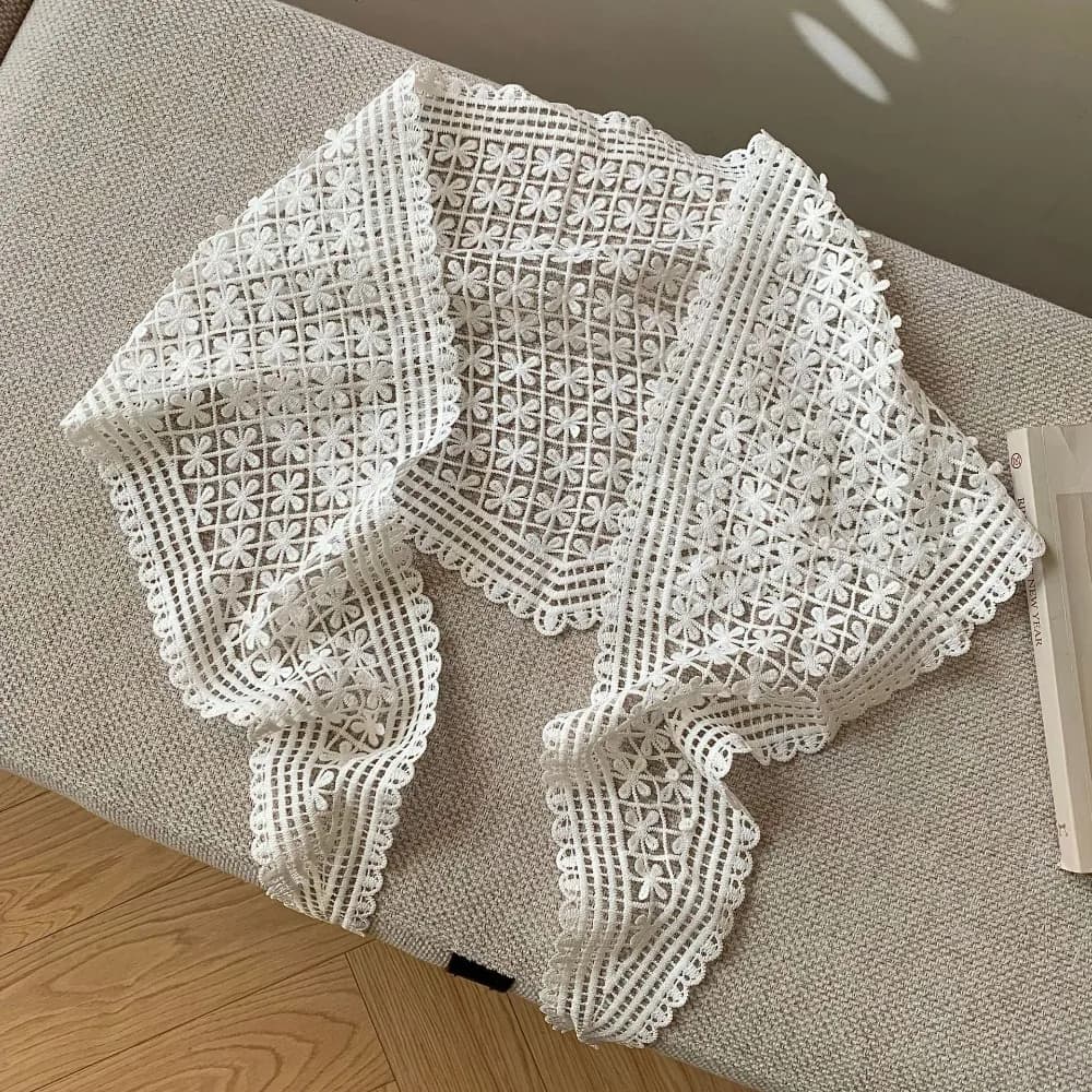 Sciarpa Triangolare in Pizzo con Stampa Floreale, Sciarpa Etnica Ricamata, Accessori Sottili per la Testa, Sciarpe con Fiori Ricamati