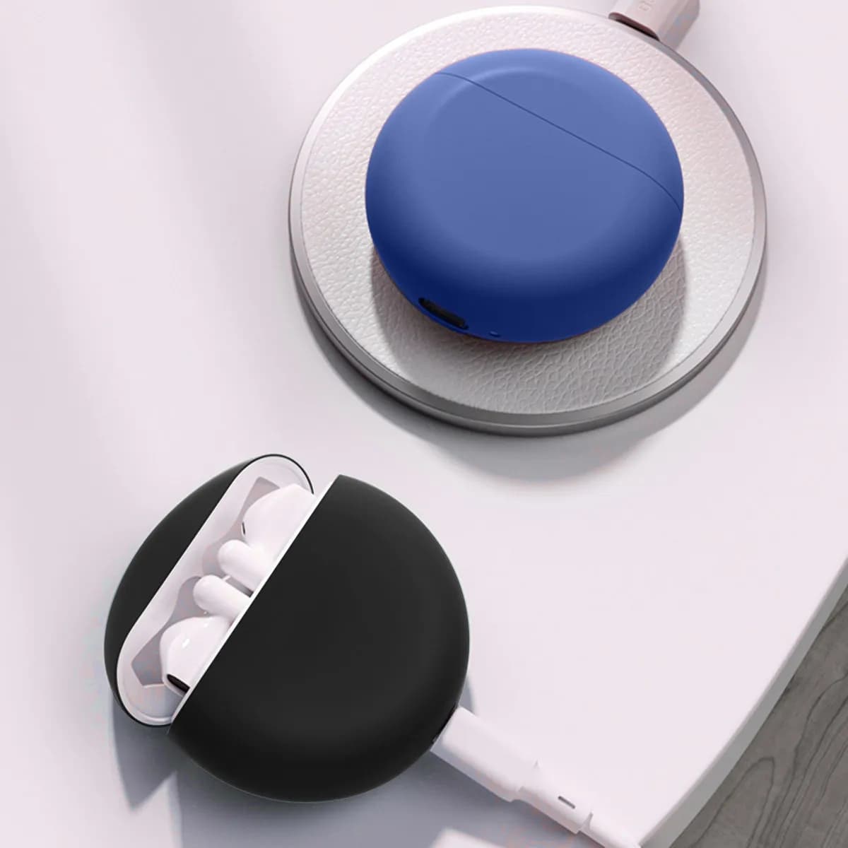 Custodia Protettiva per Auricolari Wireless in TPU Antiurto Compatta con Anello per Appendere Compatibile