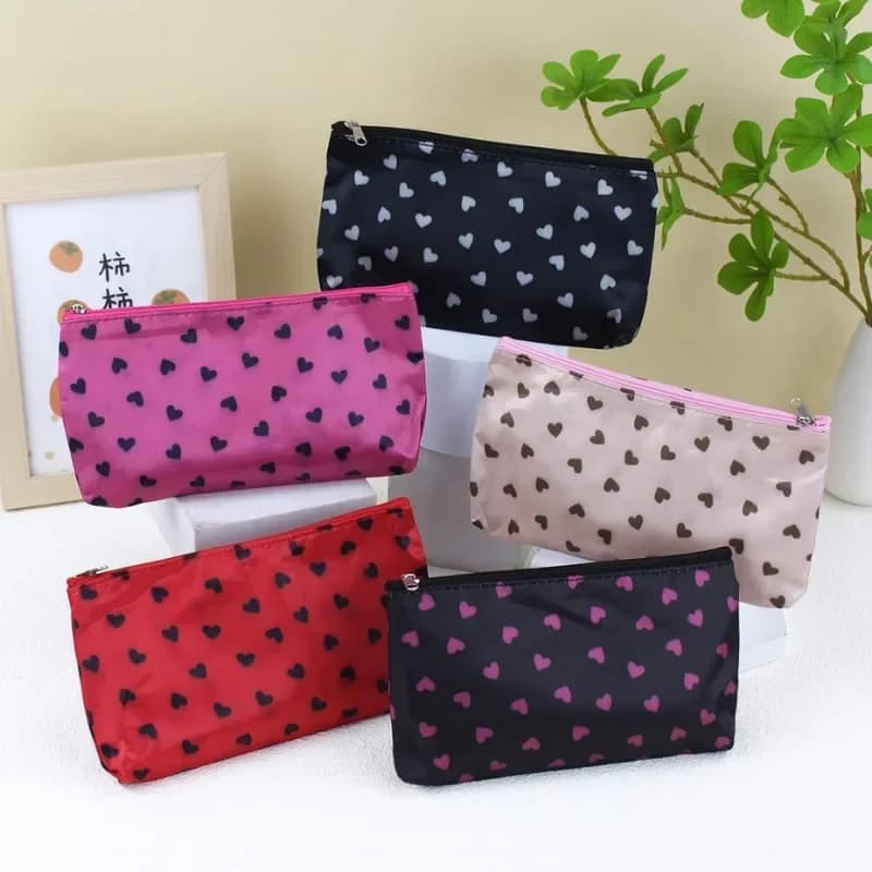 Cosmetic Bag with Heart Print for Women's Toiletry Bags Simple Fashion Women's Cosmetic Bags