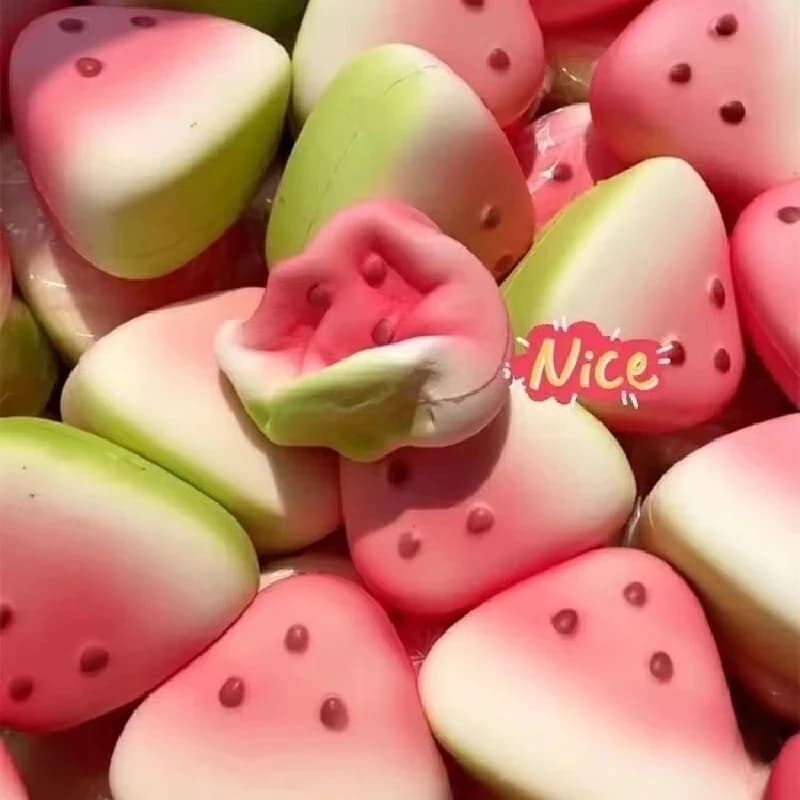 Squishy Anguria Antistress a Lenta Risalita, Giocattolo da Spremere a Forma di Frutta, Divertente Riduttore di Stress e Pressione per Bambini