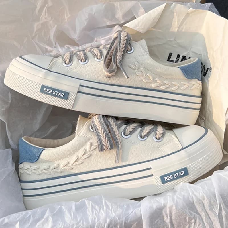 Scarpe con plateau in tela scarpe da ginnastica piatte per ascensori da esterno femminili scarpe da ginnastica da Tennis da donna vulcanizzate bianche con suola spessa 2023