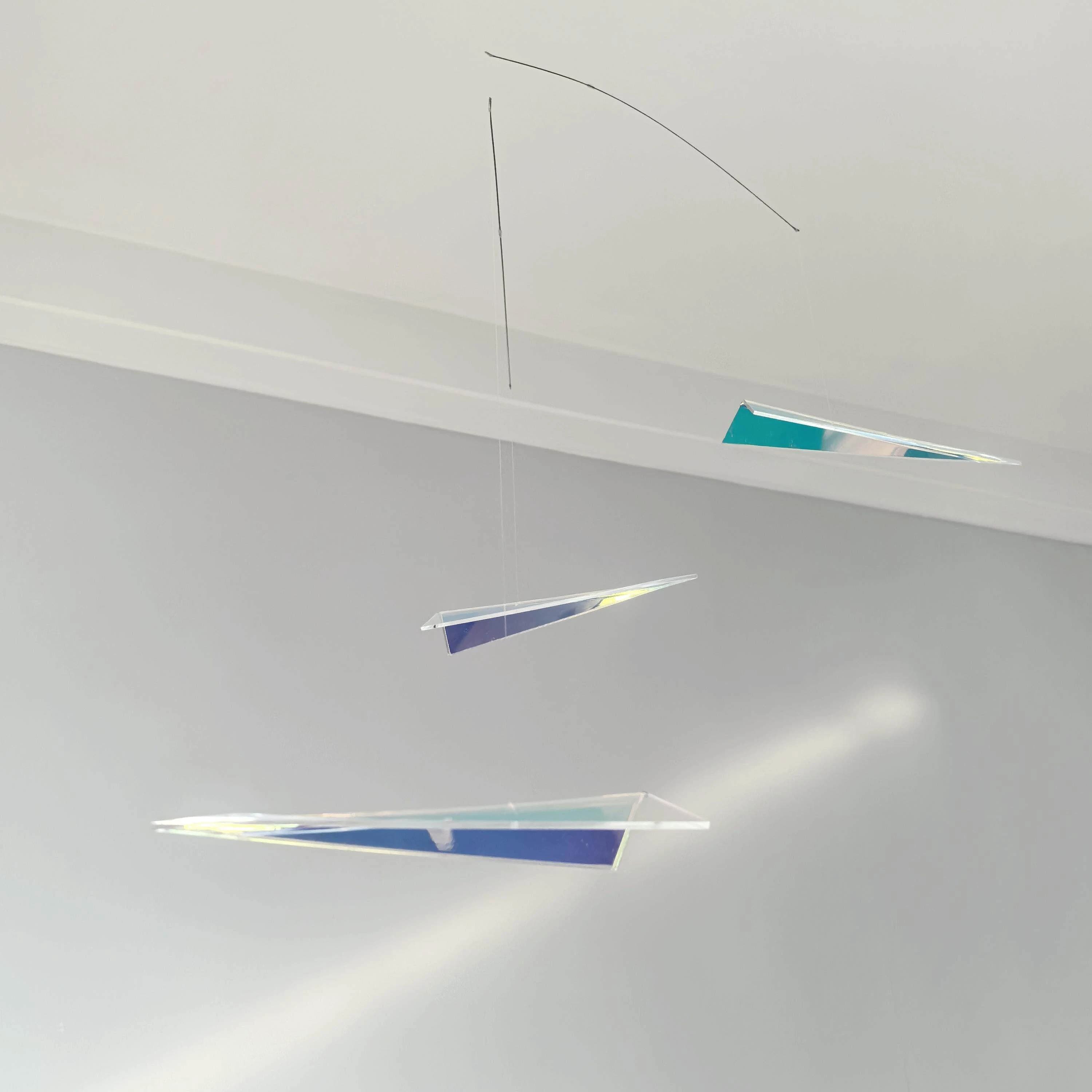 Creative Acrylic Folding Aircraft Aerial Balance Swallow Pendant Spot Sunshine Catcher Home Ceiling Decoration Silent Wind Chime