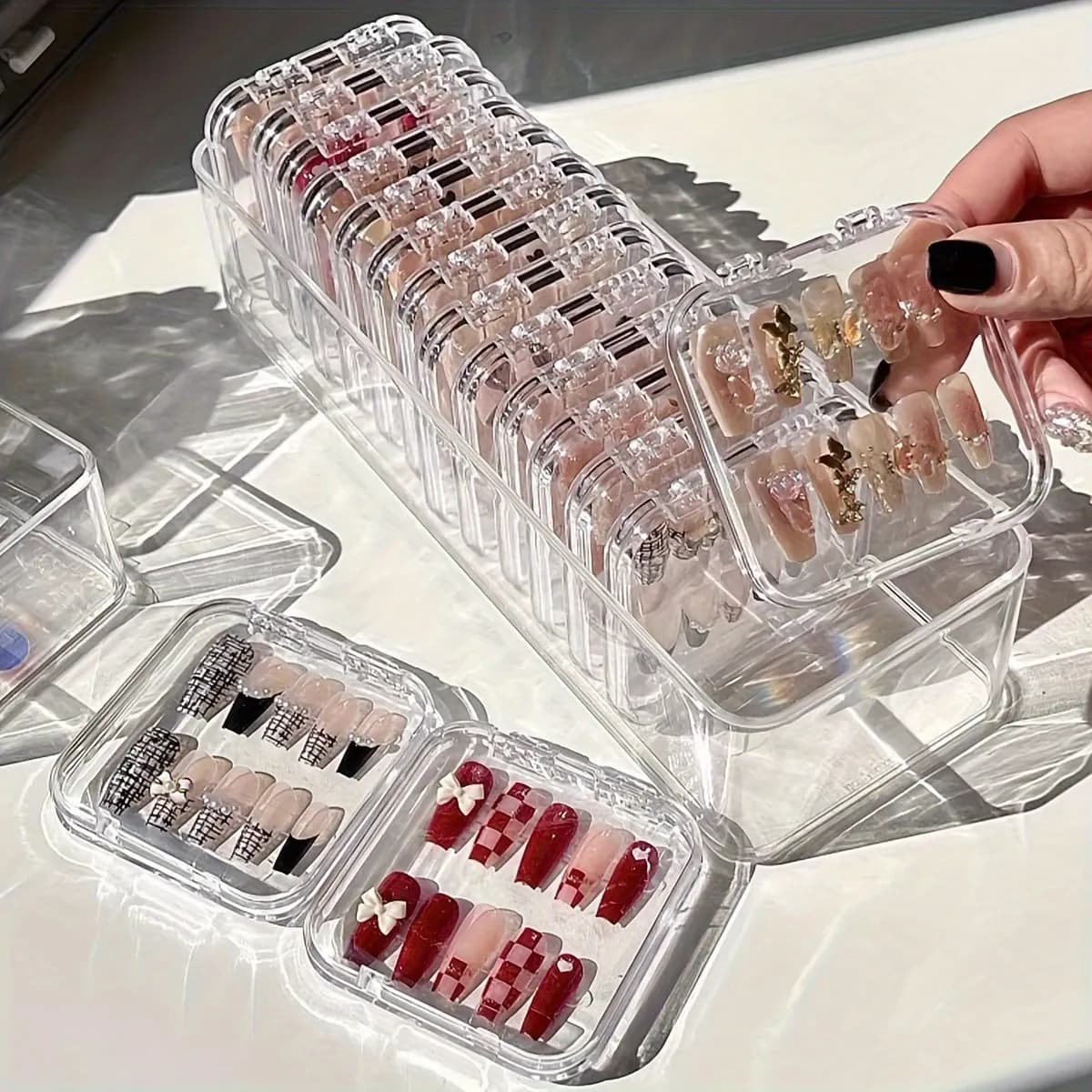 Transparent nail holder box, fake nail display, bracelet, jewelry, jewelry box for jewelry