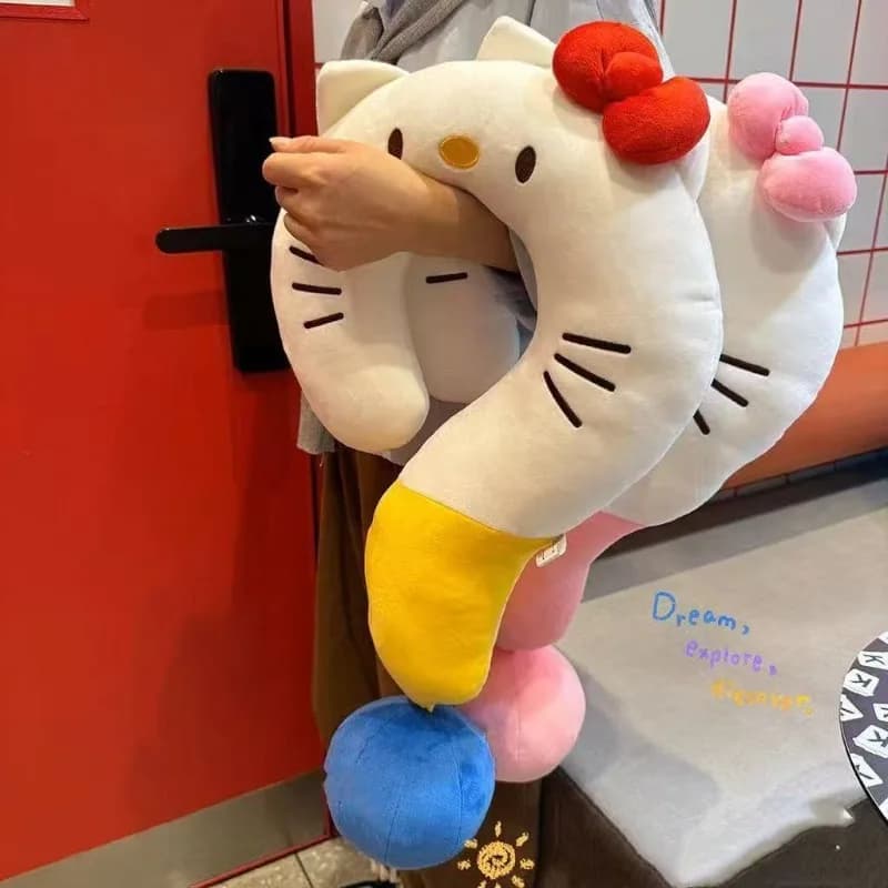 Anime Kawaii Sanrio HelloKitty Modello di personaggio dei cartoni animati portatile Memory Foam Nuovo cuscino a forma di U Protezione per il collo dell'auto da viaggio per ragazza