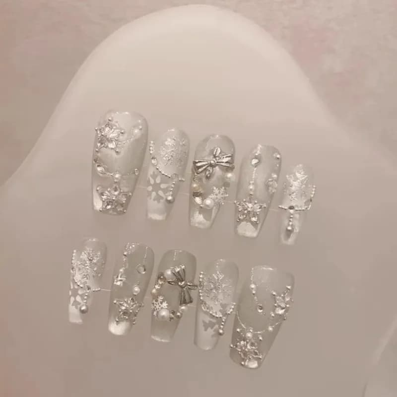 Silver Christmas Crafts White Cat Eye Effect with Snowflakes, Stars, Flakes and Christmas Trees - Snow White Style