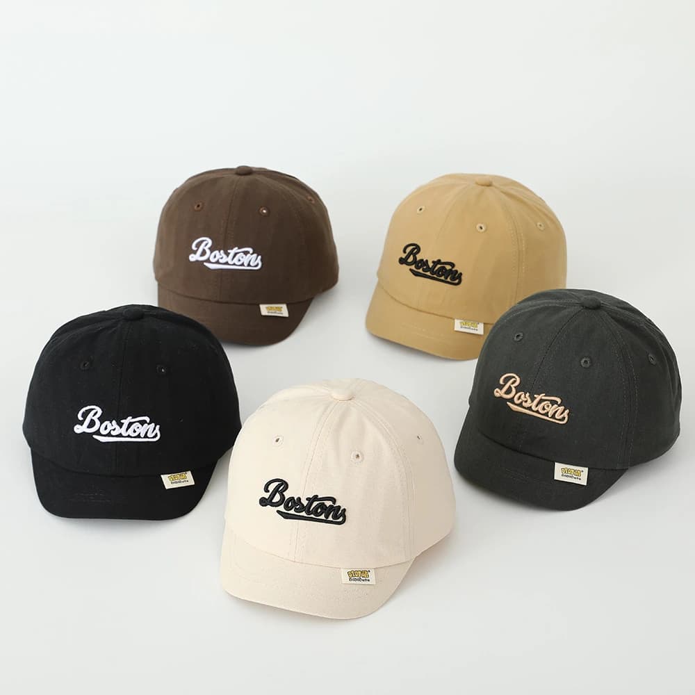 Berretto da baseball primavera estate per neonato 1-4 anni Design con lettera Parasole Cappello per protezione solare Semplice berretto a becco d'anatra in stile coreano per bambini