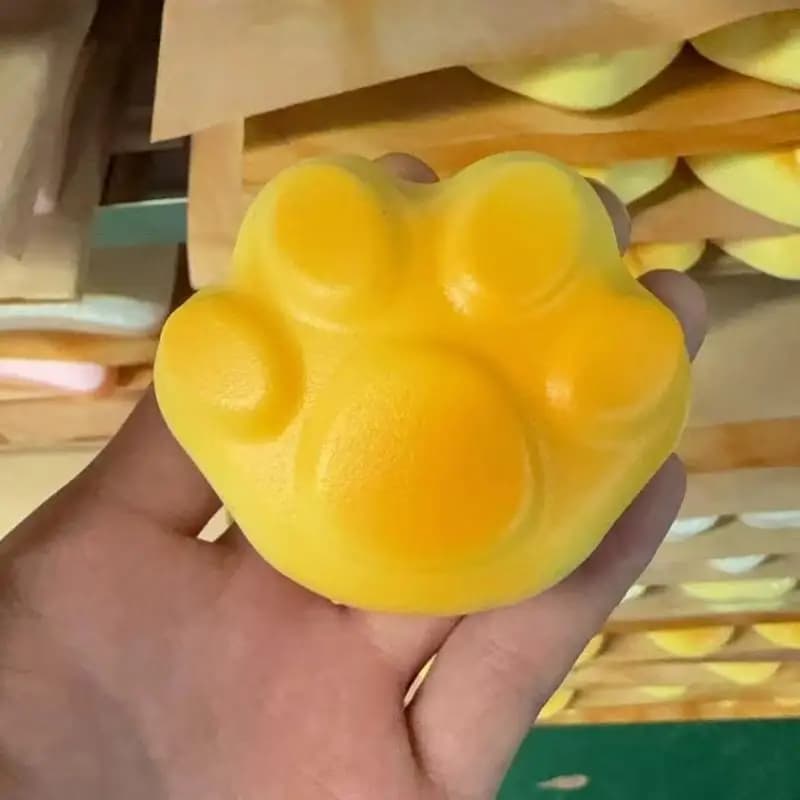 Cute Slow Rebound Squishy Toy 1Pcs Croissant Cat Paw Fried Dough Stick Design Squeeze Toy for Anxiety Reduction Portable Gift