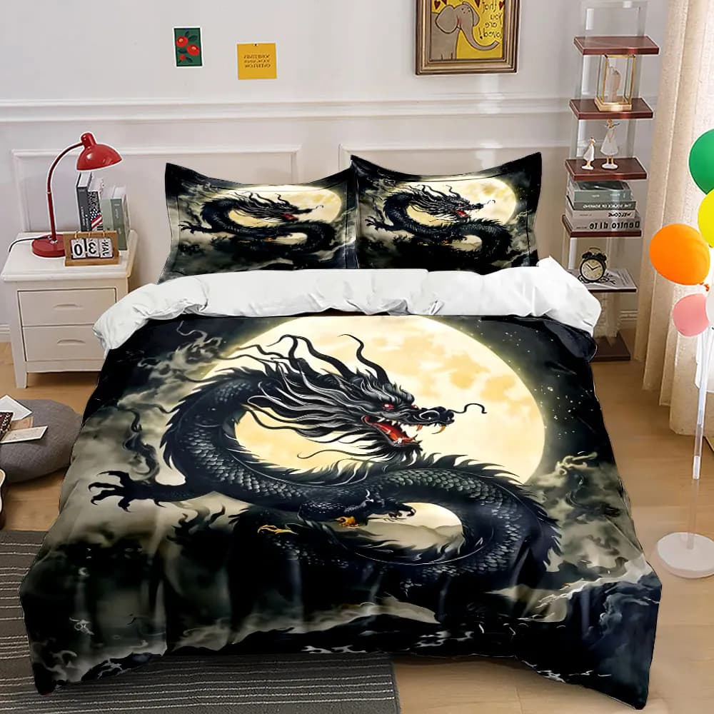 Drago nero avvolto nella nebbia illuminata dalla luna. Set di biancheria da letto con copripiumino morbido e confortevole, include 1 copripiumino e 2 federe.