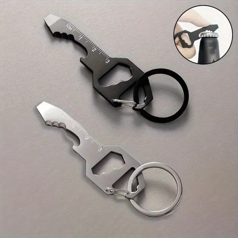 Apribottiglie multiuso 6 in 1 con portachiavi, strumento tascabile con apribottiglie, cacciavite, righello, chiave inglese, punta per cacciavite, lima, regalo per fidanzato, marito, padre, accessorio portachiavi per portafoglio, zaino e borsa.