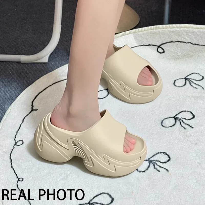 Comfort EVA Chunky Platform Lightweight Slippers Women Soft Thick Bottom Non Slip Beach Slippers Woman Height Increase Sandals